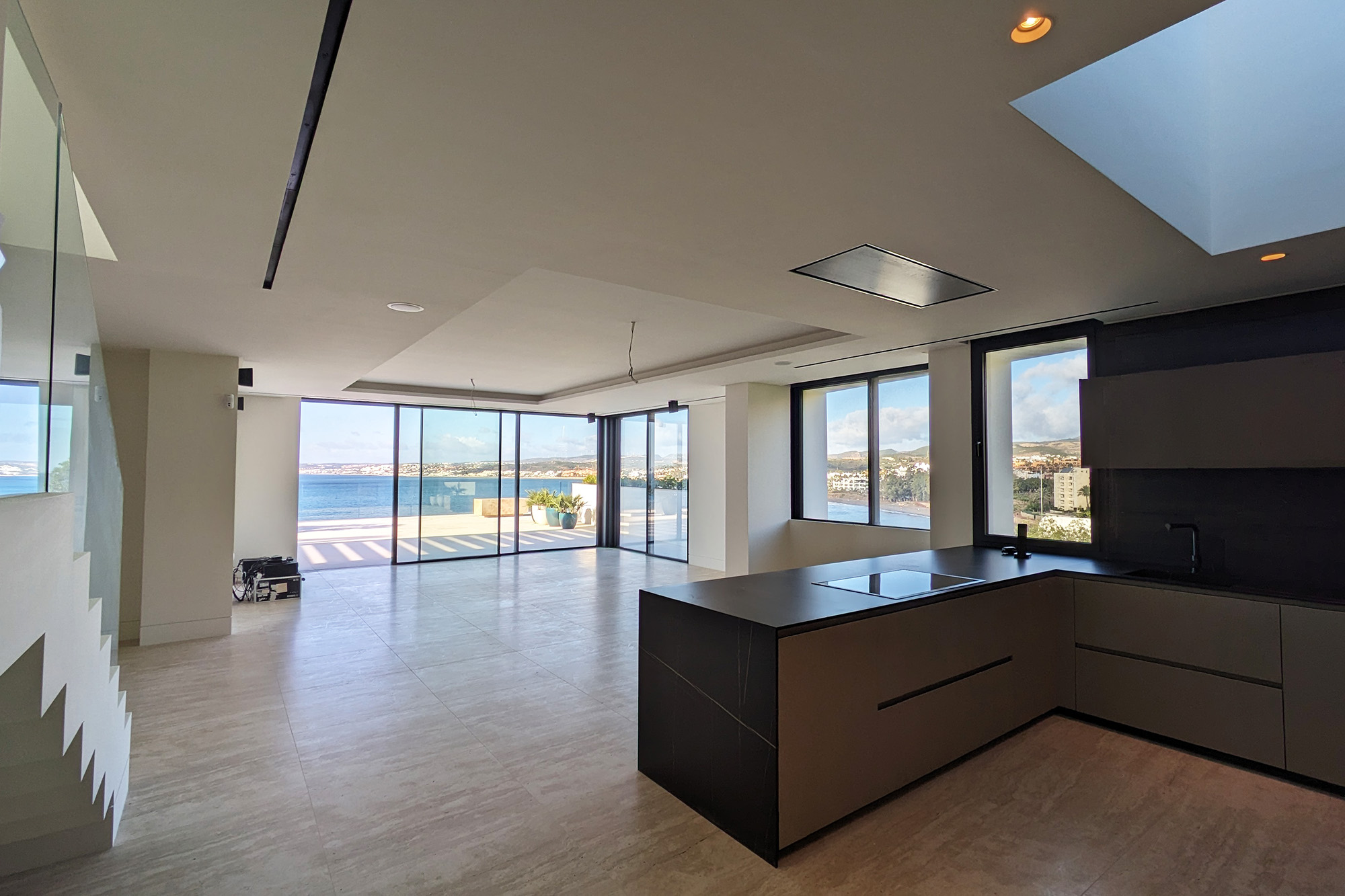 Penthouse Stella - Ikkil Bay Marina - Image 12