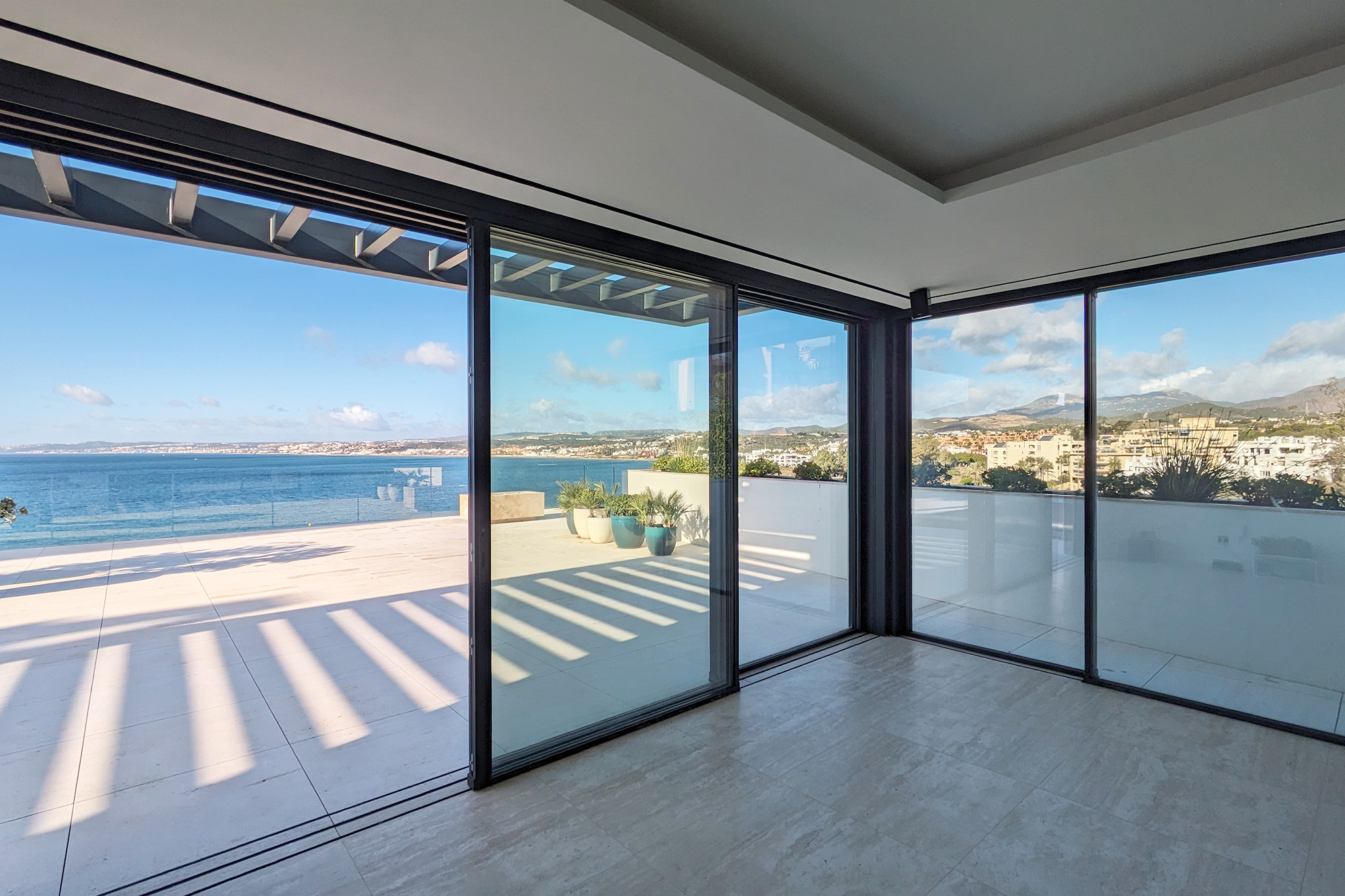 Penthouse Stella - Ikkil Bay Marina - Image 32